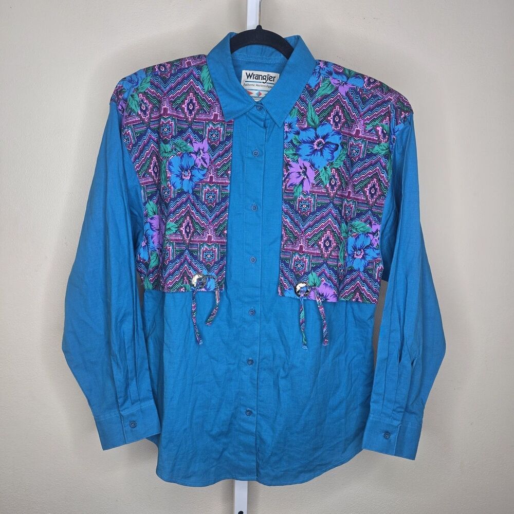 Vintage Wrangler Authentic Western Apparel Blue Floral Aztec Yolk Button Up L